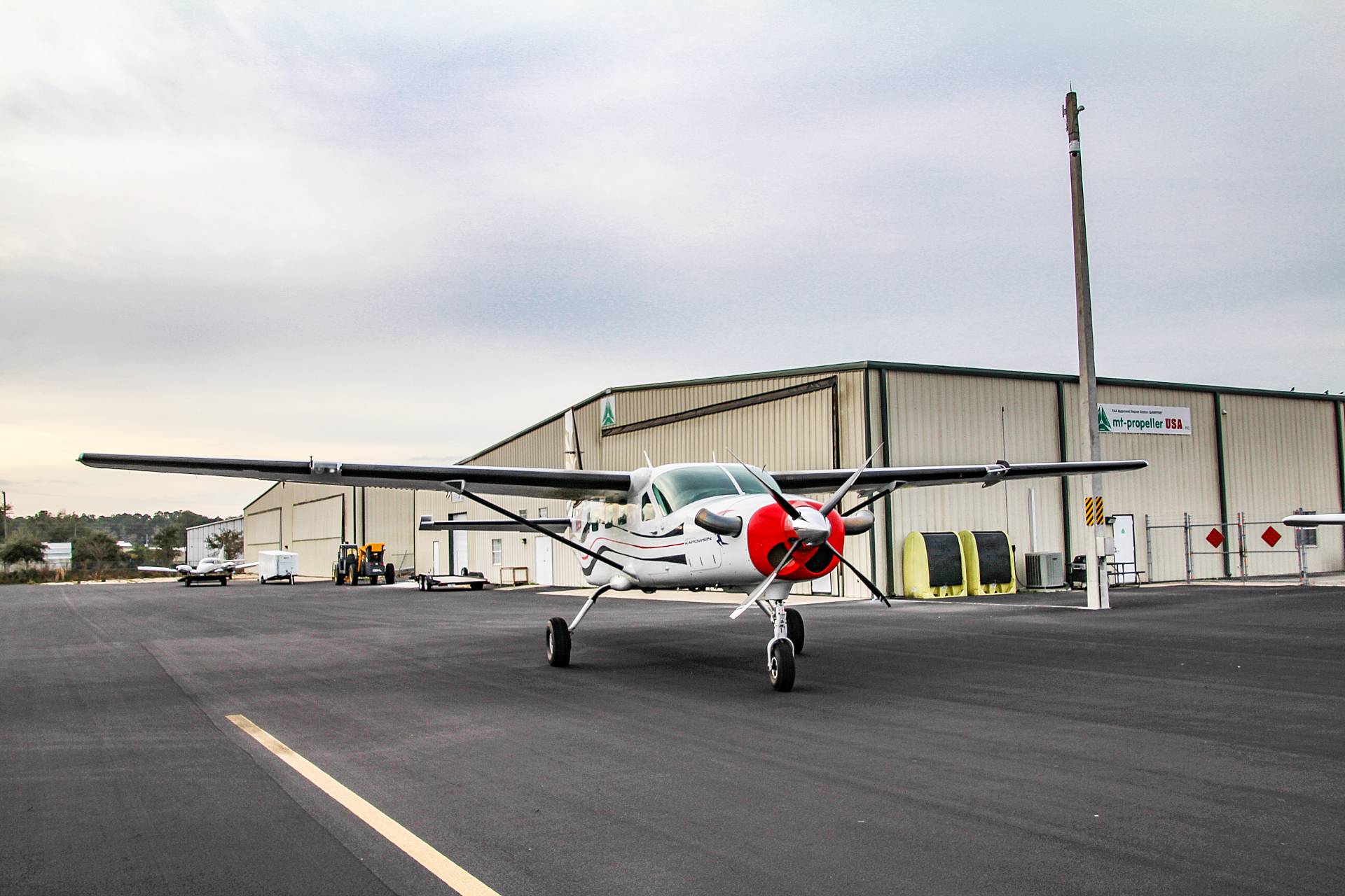 STC/stc_pic/cessna_208_blackhawk_1 (1).jpg